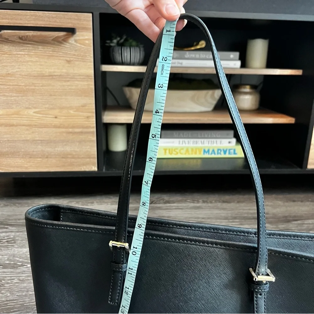 Michael Kors Quinn Large East West Top Zip Tote Bag